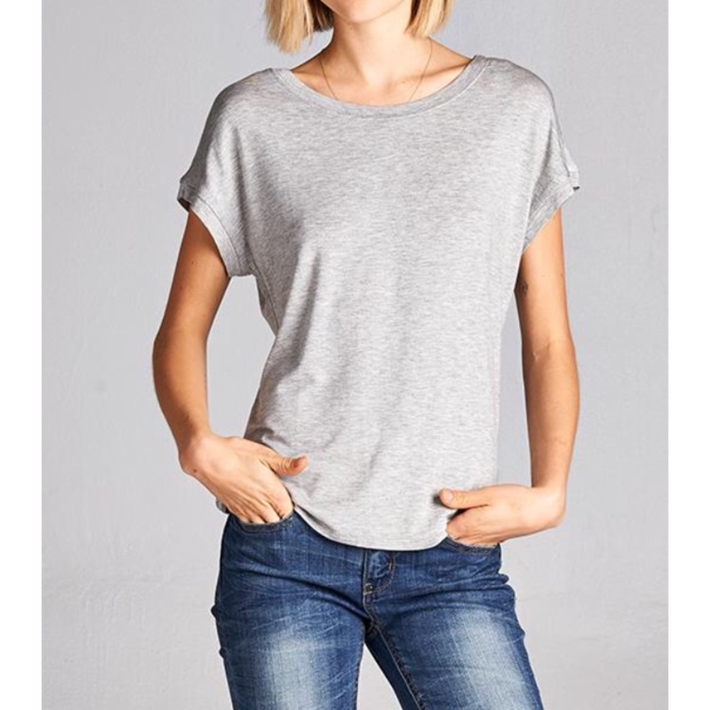 Classic Ivory T-Shirt 🌸